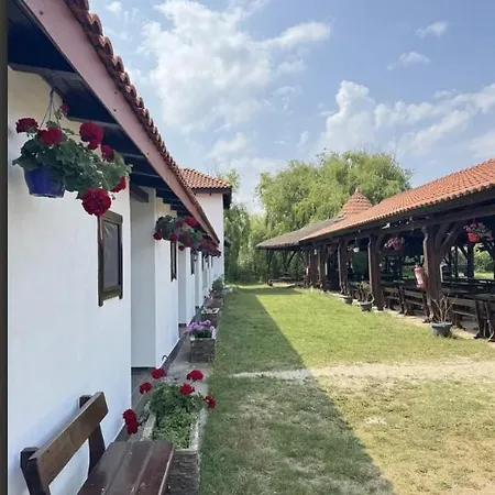 Casa Pescareasca - Complex Plaja Golf 3*